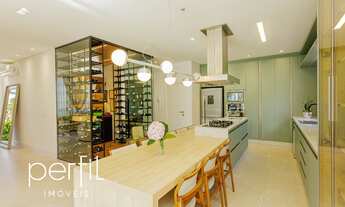 Imagem 6: Casa porteira fechada com 3 suítes e 3 vagas de garagem cobertas em condomínio fechado no