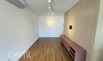 Imagem 4: Apartamento com 1 suíte + 2 demi-suítes e 2 vagas de garagem no bairro Anita Garibaldi - J