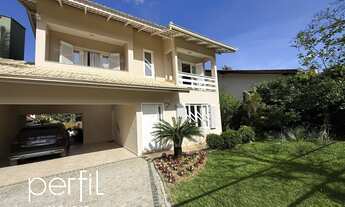 Imagem: Casa averbada com 5 dormitórios sendo 2