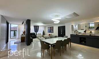 Imagem 7: Espetacular Casa de 5 Quartos em Condomínio no Saguaçu, Joinville-SC: 2 Suítes, 3 Salas, 5