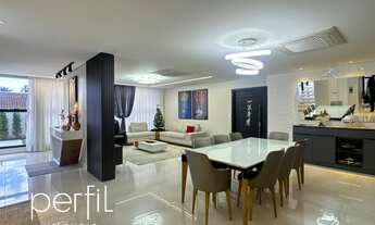 Imagem: Espetacular Casa de 5 Quartos em Condomínio