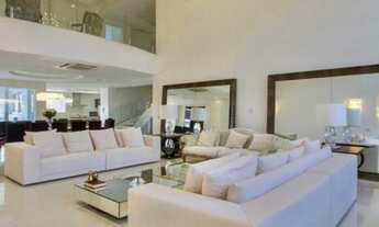 Imagem 3: Casa luxuosa em condomínio fechado com 4 suites à venda, 1028 m² privativos no bairro amér