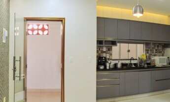 Imagem: Sobrado de seis quartos no bairro Jardim