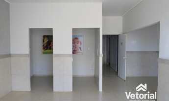 Imagem 2: Oportunidade de Locação: Ponto Comercial com Salas, 1 Banheiro e 82m² no Centro de Barreir