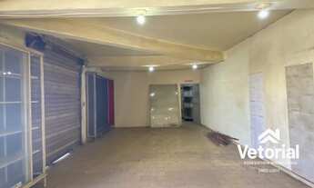 Imagem 7: Ponto Comercial no Centro de Barreiras, formato retangular, frente ampla, 04 vagas de gara