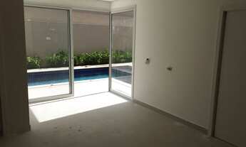 Imagem 5: Residência de Alto Padrão em Condomínio de Luxo em Santana de Parnaíba-SP: 4 Quartos, 4 Su