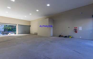 Imagem 6: Aluguel de Galpão Comercial de 380m² no Centro de Santana de Parnaíba-SP: A Oportunidade q