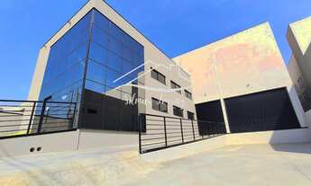 Imagem 3: Galpão Industrial de Alto Padrão em Condomínio - Locação em Sumaré-SP - 3 Salas - 4 Banhei