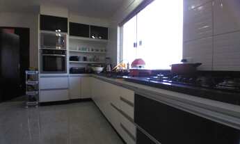 Imagem 7: Casa à Venda em Várzea Paulista-SP, Jardim Bertioga: 2 Quartos, 2 Suítes, 2 Salas, 2 Banhe