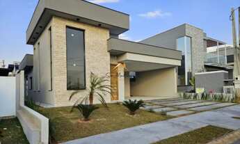 Imagem 4: Casa em Condomínio à Venda em Localização Privilegiada: 3 quartos, 1 suíte, 1 sala, 3 banh