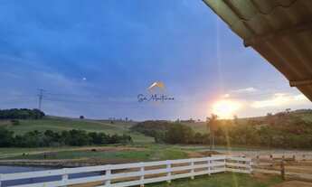 Imagem 4: Sítio de Luxo à Venda em Bragança Paulista-SP - 2 Quartos, 1 Suíte, 3 Salas, 4 Banheiros e