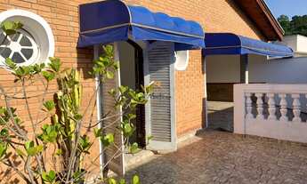 Imagem: Casa térrea com 3 quartos e 2 vagas de