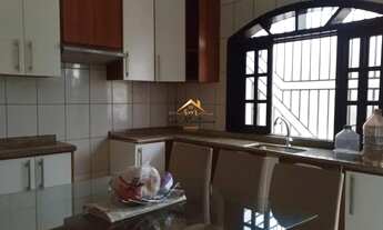 Imagem 7: Casa à venda em Várzea Paulista-SP: 2 quartos, 2 salas, 1 banheiro, 2 vagas de garagem, 11