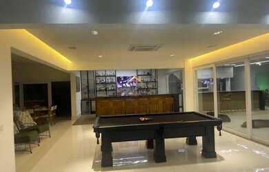 Imagem 7: Casa de luxo em condomínio: 5 quartos, 4 suítes, 4 salas, 7 banheiros, 4 vagas na cidade d