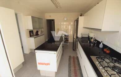 Imagem 4: Sobrado em condomínio à venda na Mooca, com 4 dormitórios, 2 suítes e 8 vagas de garagem c