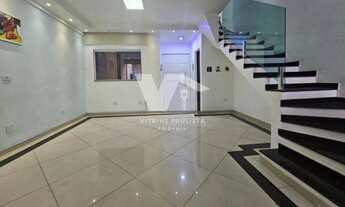 Imagem 4: Sobrado à venda em Itaquera, com 3 dormitórios, 1 suíte e 2 vagas de garagem. Com dois qui