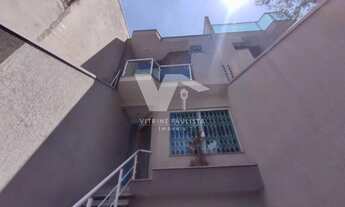 Imagem 1: Sobrado à venda na Vila Santa Isabel, com 3 dormitórios, 1 suíte e 2 vagas. Possui varanda