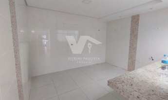 Imagem 3: Sobrado à venda na Vila Santa Isabel, com 3 dormitórios, 1 suíte e 2 vagas. Possui varanda