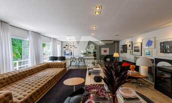 Imagem 6: Casa à venda na Vila Madalena - 3 quartos (2 suítes) e 2 vagas, totalmente reformado, com