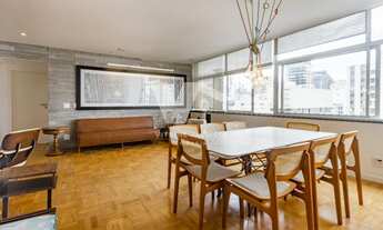 Imagem 3: Apartamento à venda no Jardim Paulista com 3 quartos (2 suítes) e 1 vaga. Reformado, com 1