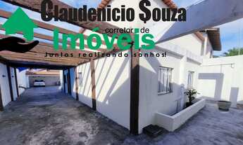 Imagem 2: Casa com 3 quartos e área de churrasco com varanda independente, mais de 5 vagas para gara