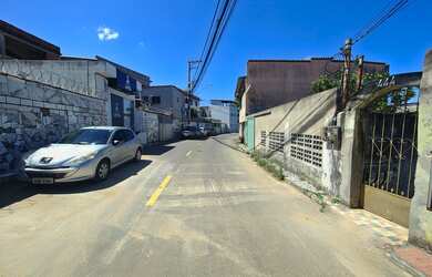 Imagem 4: Casa à venda em Serra-ES: 8 quartos, 1 suíte, 5 salas, 7 banheiros e 5 vagas de garagem no