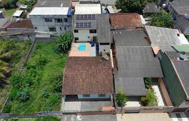 Imagem 2: Imóvel de alto padrão: Casa com 5 quartos, 380m², 2 vagas na Nova Almeida Centro, Serra-ES
