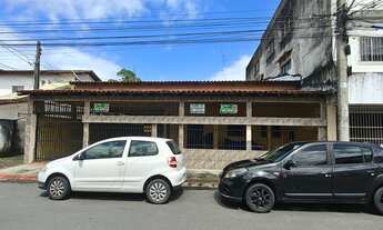 Imagem 2: Casa comercial à venda em Serra-ES, Parque Residencial Laranjeiras - 4 quartos, 2 suítes