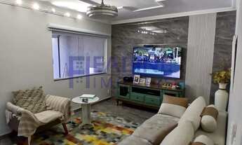 Imagem: Sobrado a Vinda na Vila Alzira em Santo