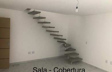 Imagem 7: Linda Cobertura com acesso interno, 43,00m² + 43,00m², na matricula com uma área total de