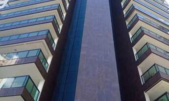 Imagem 2: Excelente Apartamento de 180 m² finamente decorado e todo montado com armários, 04 quartos