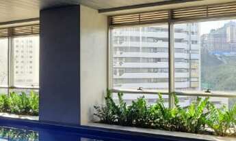 Imagem 5: Apartamento medindo 478 m², sendo 4 suítes com closet, Suíte máster com 2 closets Sr. e Sr