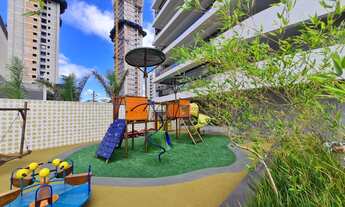 Imagem 2: Apartamento medindo 190 m² de 4 quartos com 2 suítes, sendo 1 Suíte master com banheira, 1