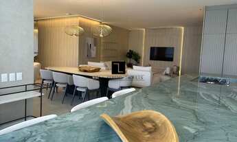 Imagem 4: Apartamento 4 quartos, 2 suítes, sendo 1 suíte com closet e banheira, 2 semissuítes, sala