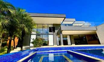 Imagem: Casa à venda no condomínio Vale dos Cristais