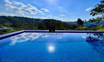 Imagem 4: Casa à venda no condomínio Vale dos Cristais com 5 quartos, sendo 5 suítes, sala para 4 am