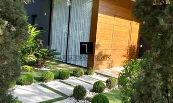 Imagem 5: Casa à venda no condomínio Vale dos Cristais com 5 quartos, sendo 5 suítes, sala para 4 am