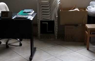 Imagem 4: Loja pronta e decorada no Jardim Cambuí medindo 140 m² com piso porcelanato, rebaixamento