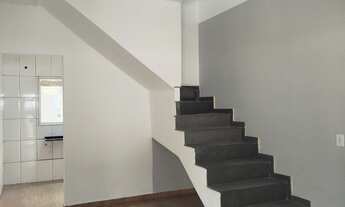 Imagem 2: SOBRADO CONDOMÍNIO FECHADO 49M², I 02 DORMITÓRIOS I 01 VAGA DE GARAGEM COBERTA I R$220.000