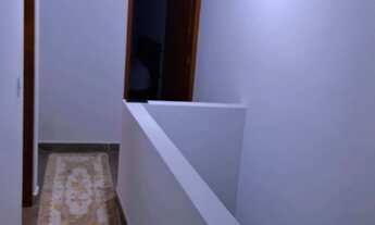 Imagem 6: SOBRADO I 60M² I 2 DORMITÓRIOS I SALA I VARANDA I 1 VAGA DE GARAGEM I R$370.000,00 I NO B