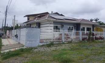 Imagem 2: CASA À VENDA COM 4 DORMITÓRIOS, SENDO 1 SUÍTE, 144m², R$1.150.000,00, BAIRRO ITAJUBA, BAR