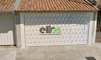 Imagem: Terreno com 03 casas, todas com 02 dormitórios