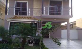 Imagem: Casa com 03 dormitórios, 02 suítes, piscina