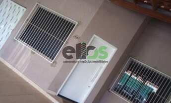 Imagem: Casa com 03 dormitórios, 01 suíte, quintal