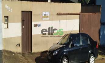 Imagem 4: Casa c/ 03 dormitórios, 02 banheiros, quintal amplo c/ churrasqueira, BOA P/ COMÉRCIO, à v