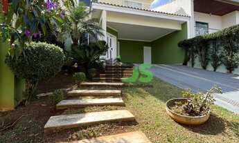 Imagem: Casa c/ 03 suítes, piscina, churrasqueira