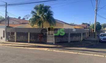 Imagem: DUAS CASAS, 01 DE ESQUINA E 01 CASA NO FUNDO