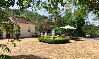 Imagem 2: Sítio c/ 04 suítes, cachoeira e lazer completo localizado no coração da Serra da Mantiquei