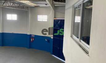 Imagem 5: Galpão DE ESQUINA/PRÓX. ROD. RAPOSO TAVARES, 230m² com mezanino, 02 banheiros, escritório