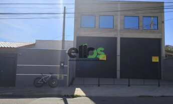 Imagem: Galpão c/ energia trifásica e mezanino